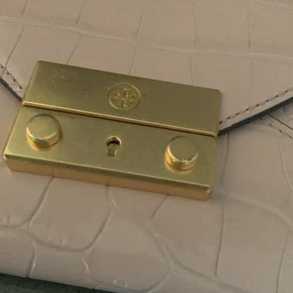 Tory Burch Pink Alligator Crocodile Juliette Wallet - Picture 2 of 4